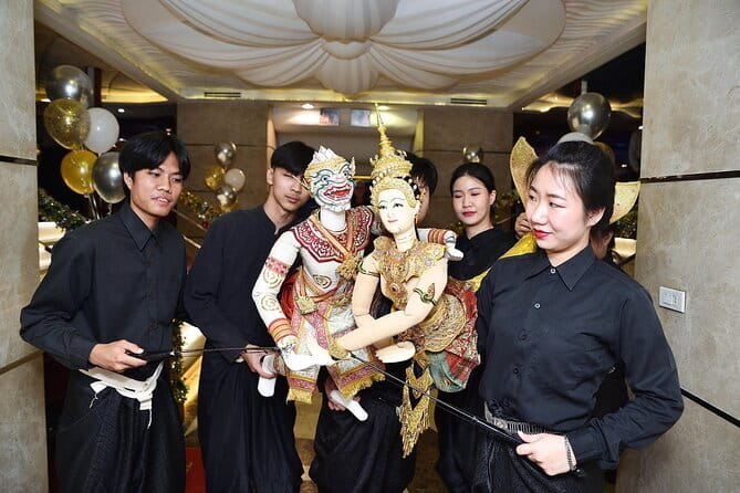 Wonderful Pearl Dinner Cruise in Bangkok - Live music and classical Thai dance